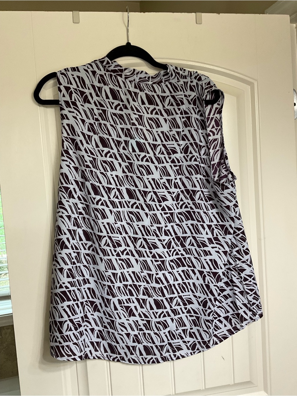 NWT Fortune + Ivy White & Dark Purple Sleeveless V-Neck Size XXL - Picture 6 of 7